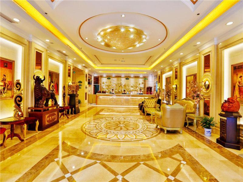 Vienna Hotel Wuhan International Convention And Exhibition Centre Exterior foto